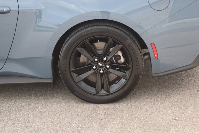 Used 2024 Ford Mustang GT RWD image 25