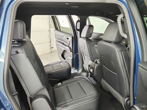 New 2026 Chevrolet Traverse LT FWD image 18