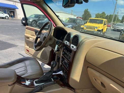 Used 2003 GMC Envoy SLT image 31