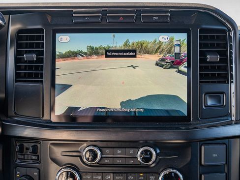 Certified 2024 Ford F250 Lariat w/ Black Appearance Package image 36