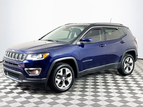 Used 2018 Jeep Compass Limited w/ Navigation Group image 4