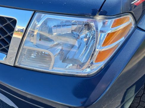 Used 2017 Nissan Frontier SV image 27