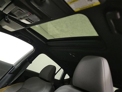 Used 2024 Subaru Crosstrek 2.5i Sport image 12