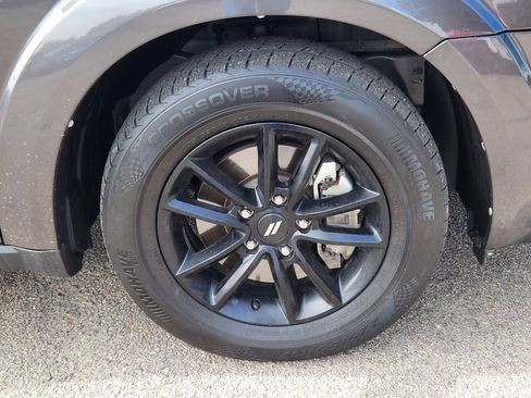 Used 2020 Dodge Journey SE w/ SE Popular Equipment Group FWD image 16