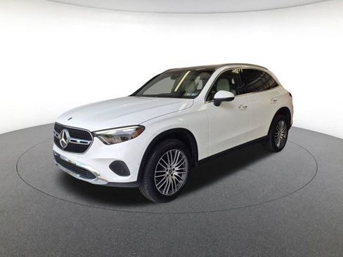 Certified 2023 Mercedes-Benz GLC 300 4MATIC image 1
