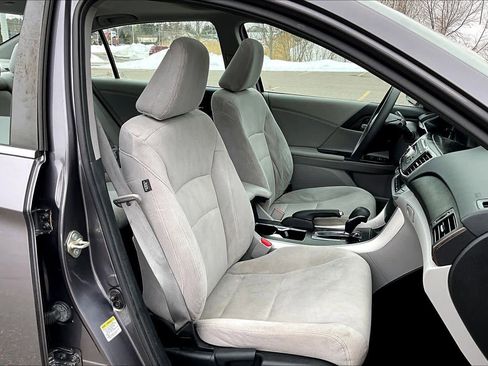 Used 2015 Honda Accord EX image 8