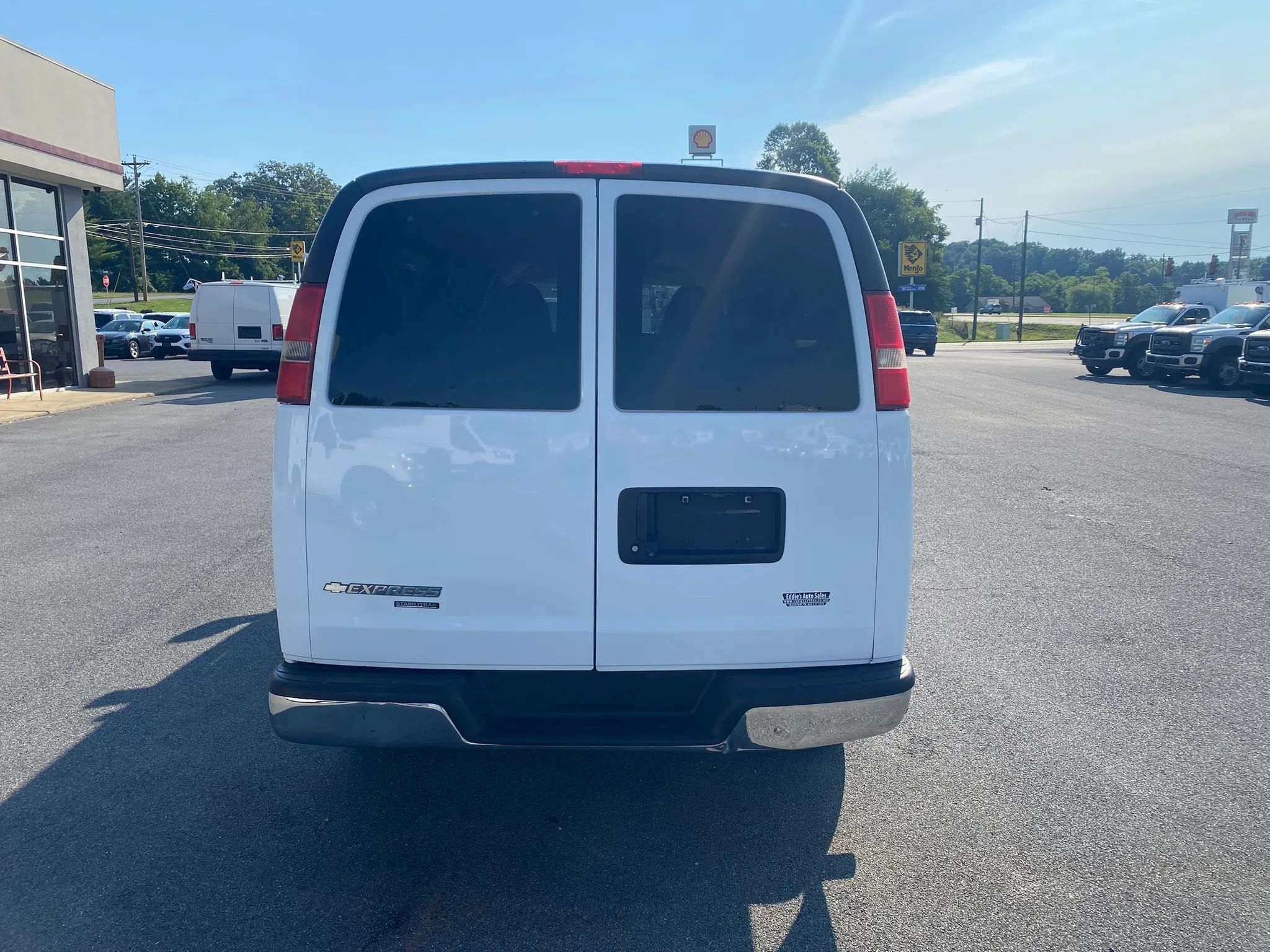 Used 2015 Chevrolet Express 3500 LT w/ LT Preferred Equipment Group RWD image 6