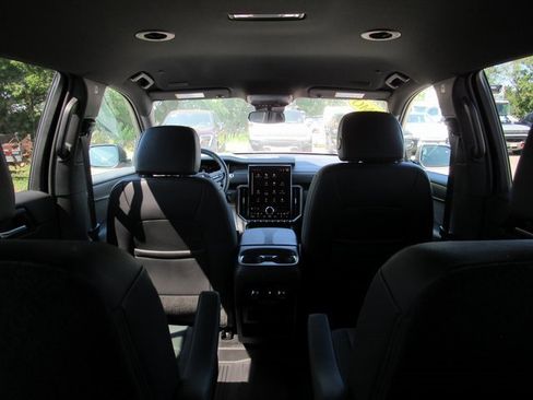 Used 2024 GMC Acadia AT4 w/ LPO, Floor Liner Package image 27