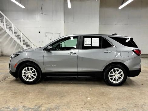 Used 2024 Chevrolet Equinox LT AWD/4WD image 4