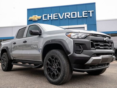New 2026 Chevrolet Colorado Trail Boss AWD/4WD image 1