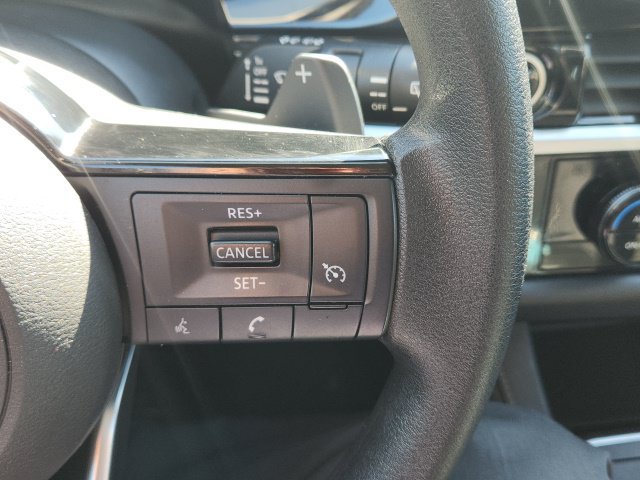 Used 2022 Nissan Pathfinder S AWD/4WD image 6