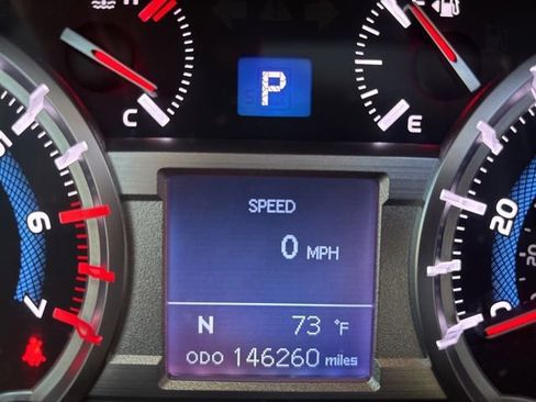 Used 2015 Toyota 4Runner Limited AWD/4WD image 11
