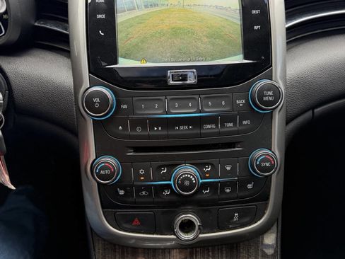 Used 2016 Chevrolet Malibu LTZ FWD image 18