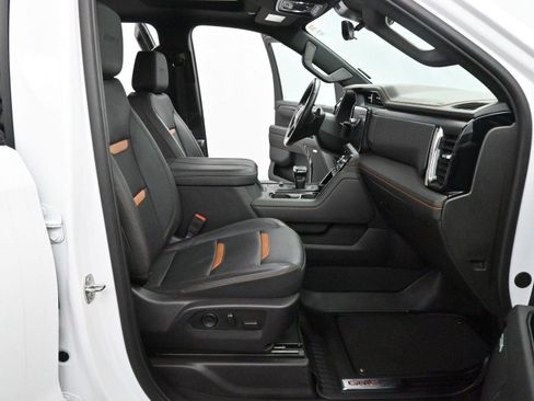 Used 2024 GMC Sierra 1500 AT4 w/ Technology Package image 33