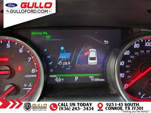 Used 2018 Toyota Camry XSE image 25