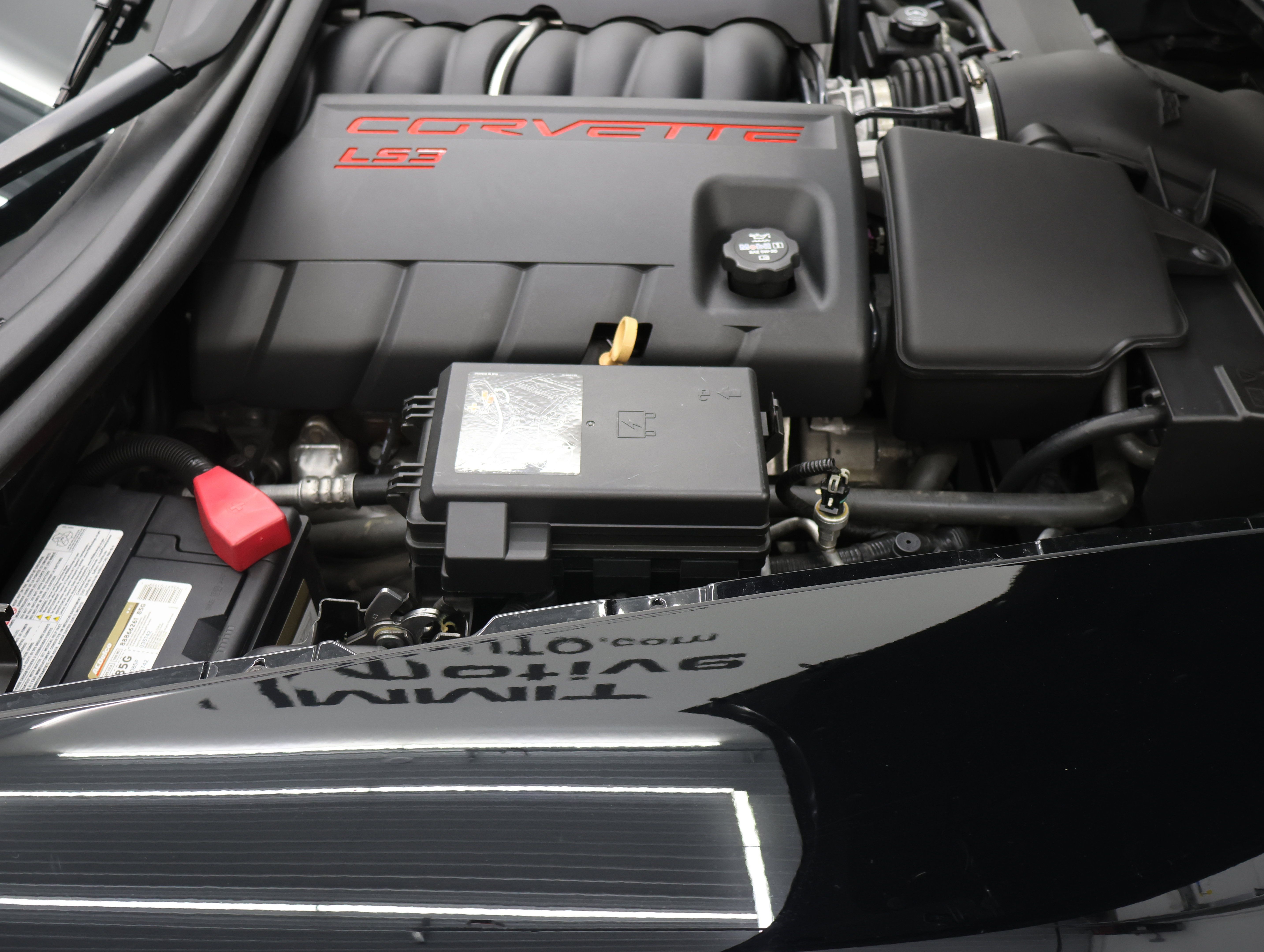 Used 2011 Chevrolet Corvette Convertible w/ Preferred Equipment Group RWD image 16
