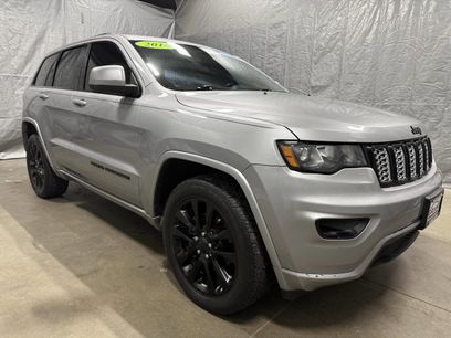 Used 2018 Jeep Grand Cherokee Altitude