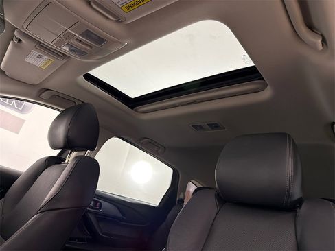 Used 2023 MAZDA CX-9 Touring Plus image 2