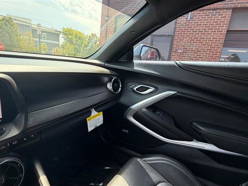 Used 2019 Chevrolet Camaro SS RWD image 30