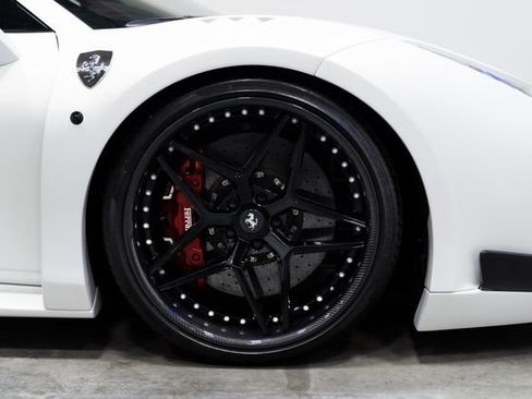 Used 2017 Ferrari 488 Spider RWD image 27