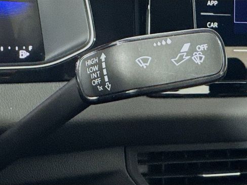 Used 2025 Volkswagen Jetta S image 13