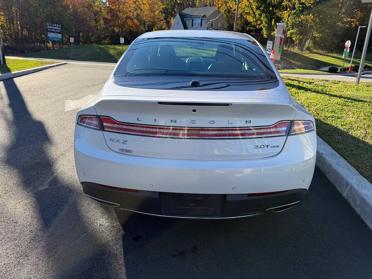 Used 2019 Lincoln MKZ Reserve w/ Reserve Plus Package AWD/4WD image 4