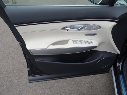 New 2026 Genesis GV70 2.5T Select image 9