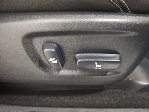 Used 2023 Toyota 4Runner SR5 Premium w/ Moonroof Package image 39