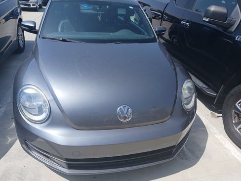Used 2012 Volkswagen Beetle 2.5 FWD image 2