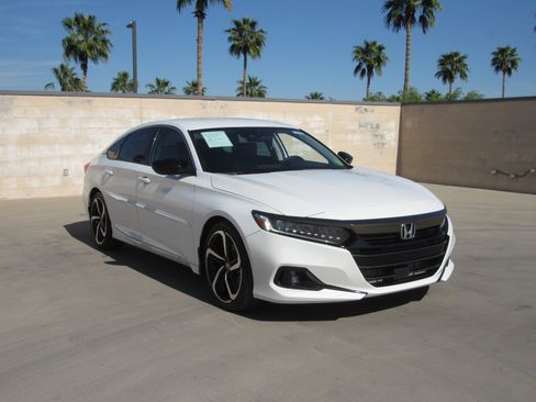 Used 2022 Honda Accord Sport Special Edition image 2