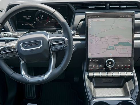 New 2026 GMC Terrain Denali AWD/4WD image 21