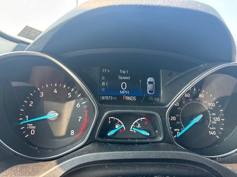 Used 2019 Ford Escape SE AWD/4WD image 9