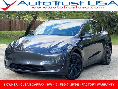 Used 2024 Tesla Model Y Long Range image 1