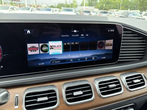 Certified 2025 Mercedes-Benz GLE 450 4MATIC image 30