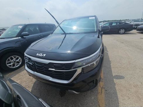 Used 2026 Kia Seltos LX AWD/4WD image 8
