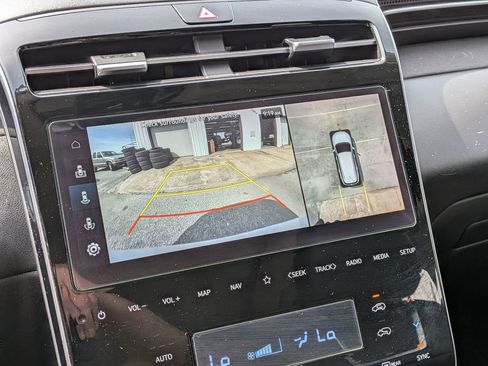 Used 2022 Hyundai Tucson Limited AWD/4WD image 26