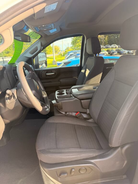 Used 2024 Chevrolet Silverado 2500 Custom w/ Custom Convenience Package AWD/4WD image 13