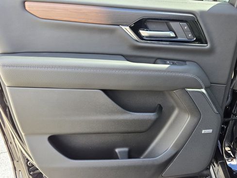 New 2026 GMC Yukon XL Denali AWD/4WD image 37