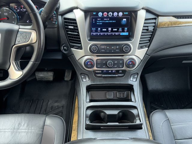 Used 2017 GMC Yukon XL Denali w/ Open Road Package AWD/4WD image 16