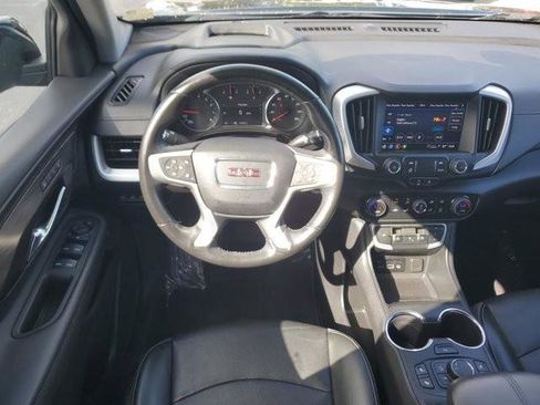 Used 2022 GMC Terrain SLT w/ Tech Package FWD image 16