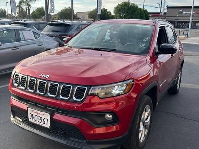 Used 2025 Jeep Compass Latitude w/ Sun & Sound Group