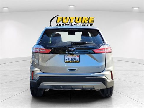 Used 2022 Ford Edge SEL w/ Convenience Package image 7