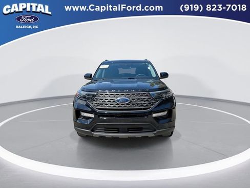 Certified 2023 Ford Explorer XLT w/ Equipment Group 202A AWD/4WD image 3