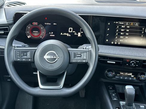 New 2026 Nissan Kicks SV image 14