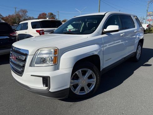 Used 2017 GMC Terrain SLE image 1