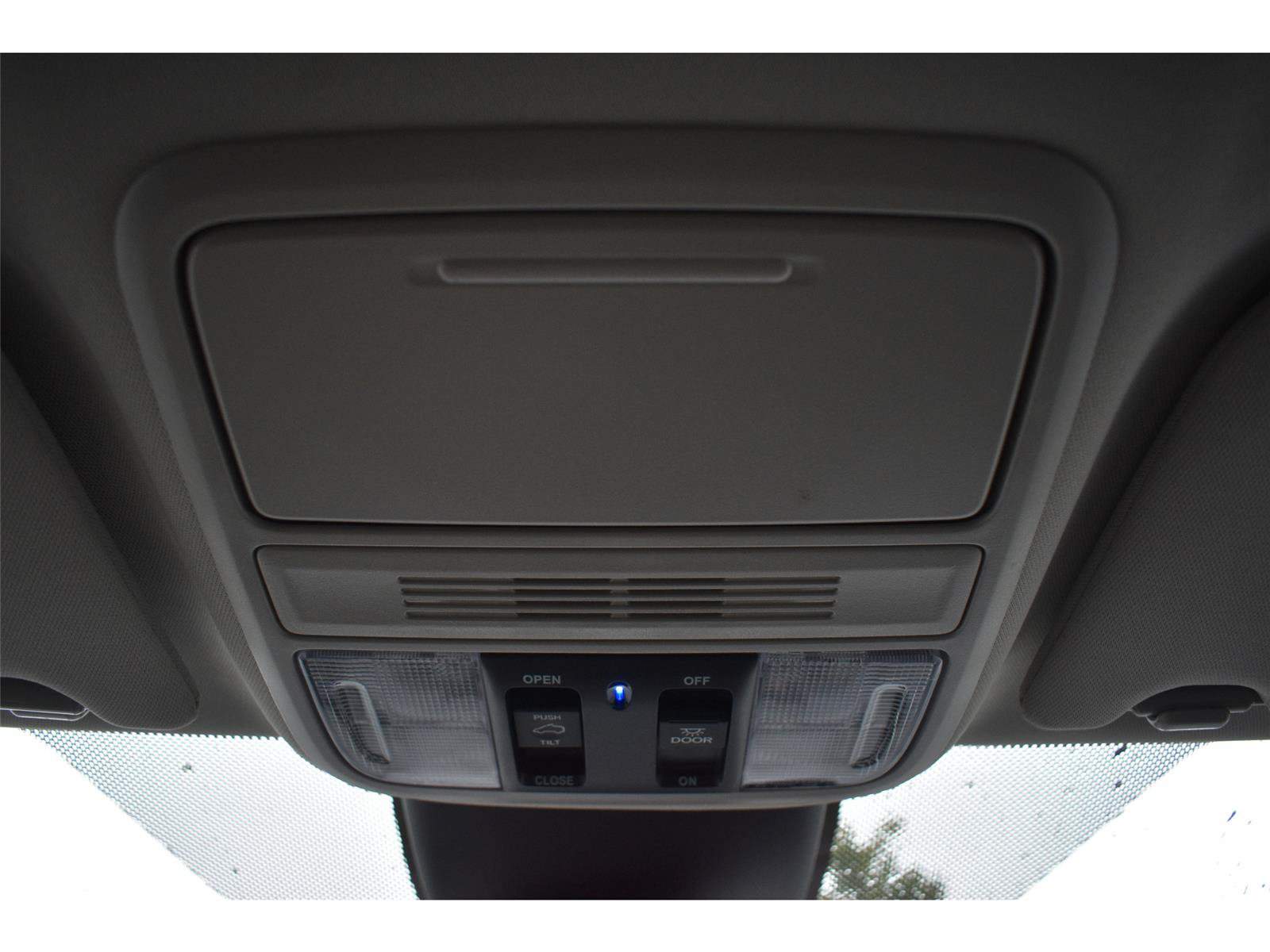 New 2027 Honda Odyssey Touring image 18