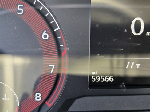 Used 2020 Volkswagen Jetta SE w/ SE Cold Weather Package image 23