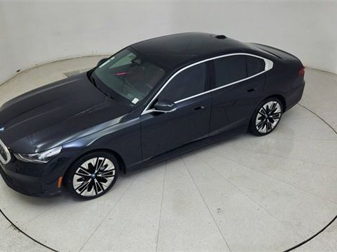 Used 2024 BMW i5 eDrive40i w/ Premium Package image 77