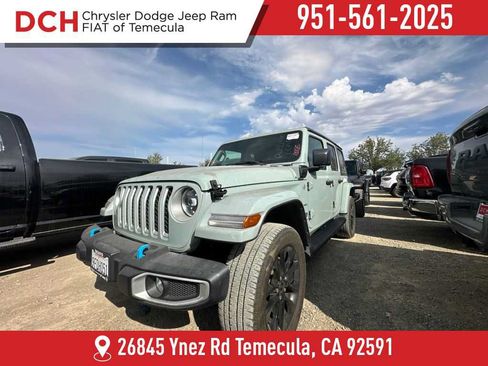 Used 2023 Jeep Wrangler Unlimited Sahara w/ Cold Weather Group AWD/4WD image 1