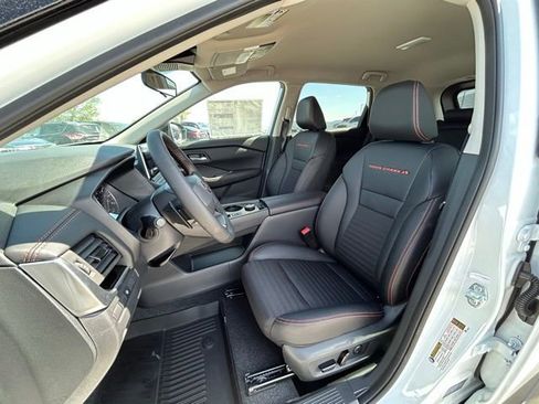 New 2026 Nissan Rogue SV AWD/4WD image 27